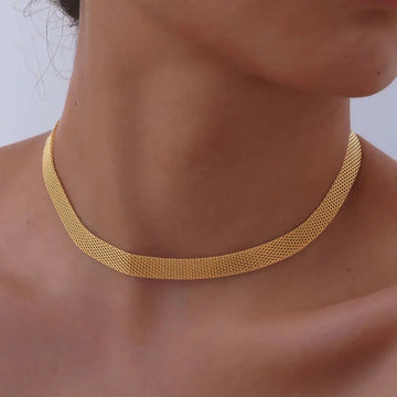 Loras Choker